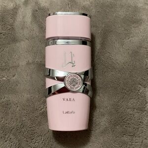 Lattafa Yara Pink Perfume